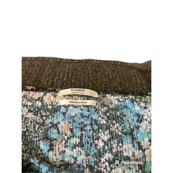 ✨Pull&Bear square neck ditsy floral dress✨ - Picture 5 of 5